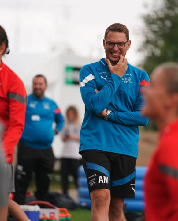 Alain Meyer a aussi travaillé au sein de l'Association suisse de football (ASF).