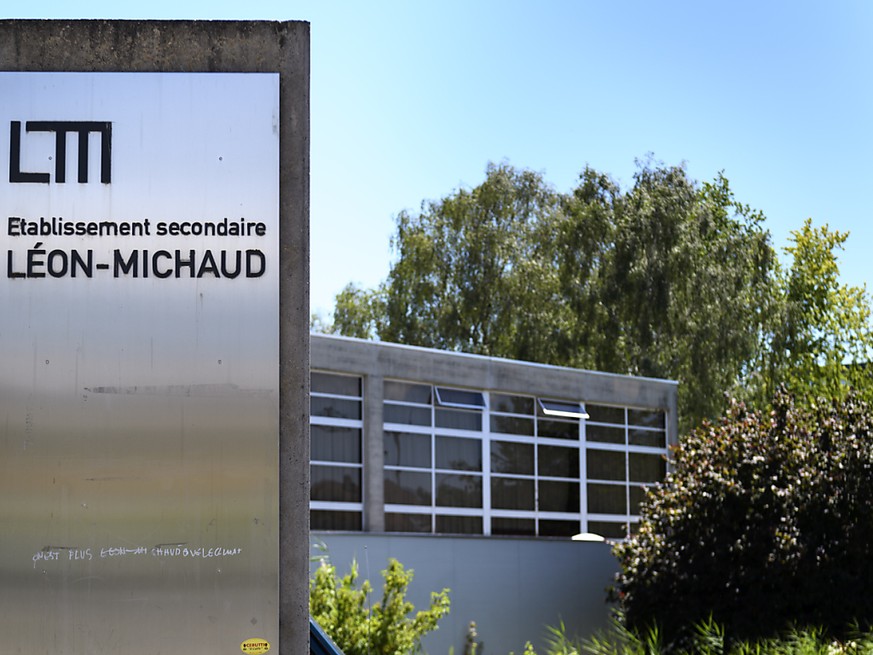 Les 800 élèves du collège Léon Michaud ont eu congé lundi suite à une alerte à la bombe (archives).