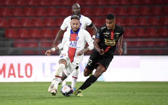 Diouf contre Neymar.