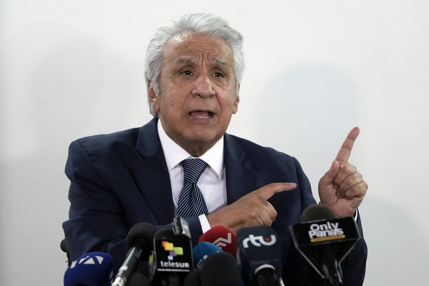 Ecuador's former President Lenin Moreno speaks to the press in Quito, Ecuador, Friday, Aug. 28, 2026, after a court found him guilty of helping the Chinese company Sinohydr secure a contract to b ...