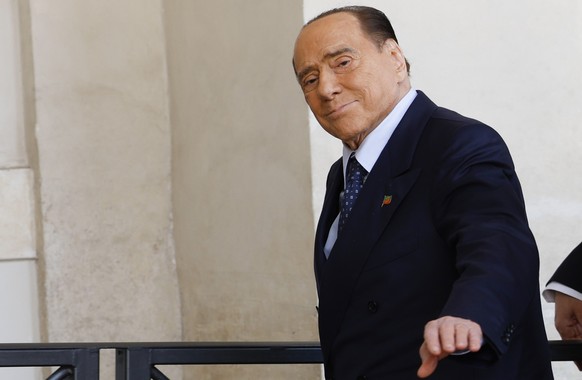 Silvio Berlusconi se trouve dans une unité de chirurgie cardiaque.