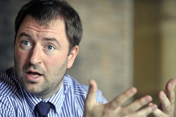 Frederic Hainard, conseiller d'Etat Neuchatelois en charge du departement de l'economie, lors d'une conference de presse qui s'est deroulee ce lundi, 14 juin 2010, au chateau de Ne ...