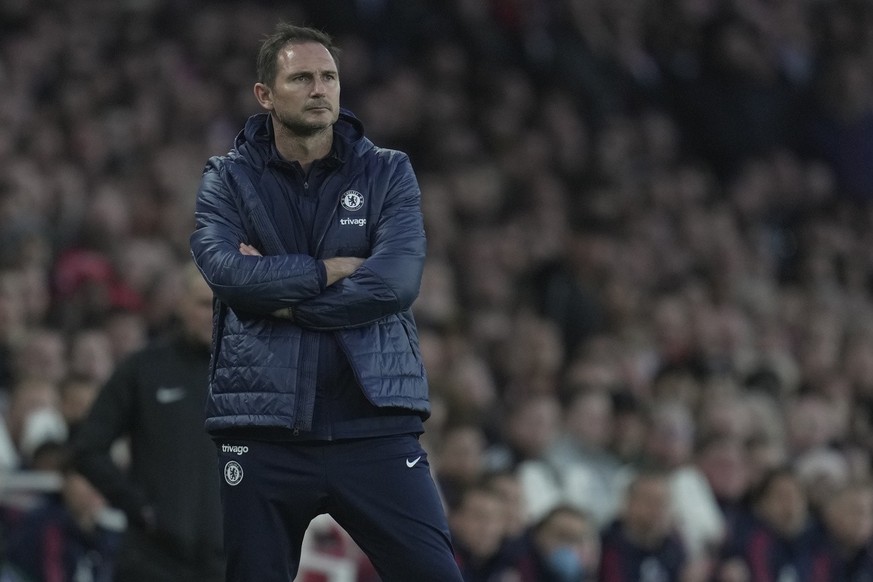 Chelsea&#039;s manager Frank Lampard looks at the field during the English Premier League soccer match between Arsenal and Chelsea at the Emirates Stadium in London, Tuesday, May 2, 2023. (AP Photo/Ki ...