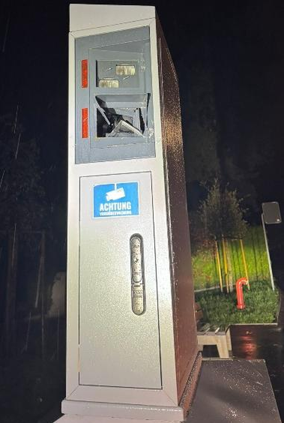 Un radar attaqué à la barre à mine à Lutry.