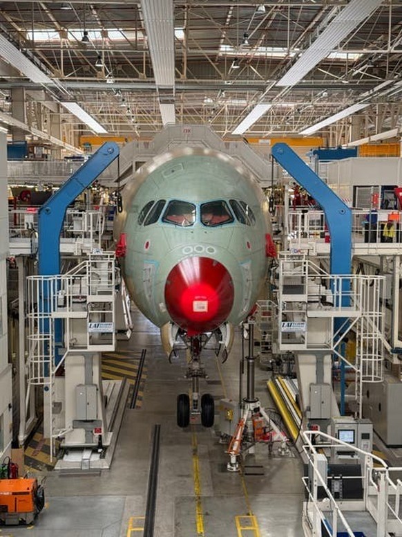 Airbus fabrique l&#039;avion A350-900 de Swiss à Toulouse