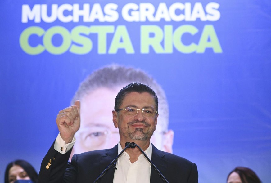 Costa Rica&#039;s former finance minister Rodrigo Chaves speaks to supporters after winning a presidential runoff election at his headquarters in San Jose, Sunday, Costa Rica April 3, 2022. (AP Photo/ ...