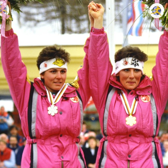 Ski WM 1987, Super G Damen: Michela FIGINI, Maria WALLISER (SUI), Mateja SVET (JUG) SKI ALPIN SAISON 86/87 WM 1987 Crans Montana Super G Damen 03.02.1987 Michela FIGINI, Maria WALLISER (Mitte) und Mat ...