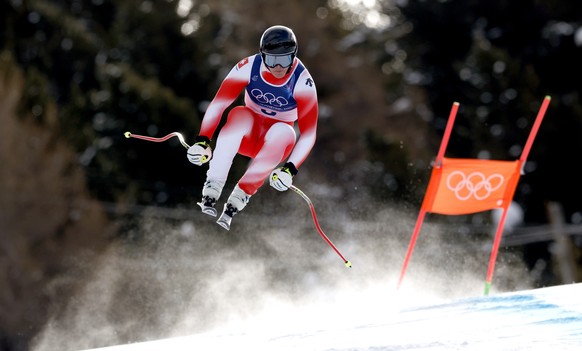 epa12711945 Franjo von Allmen of Switzerland competes in the Men's Downhill of the Alpine Skiing competition, at the Milano Cortina 2026 Winter Olympic Games, Stelvio ski centre in Bormio, Italy, ...