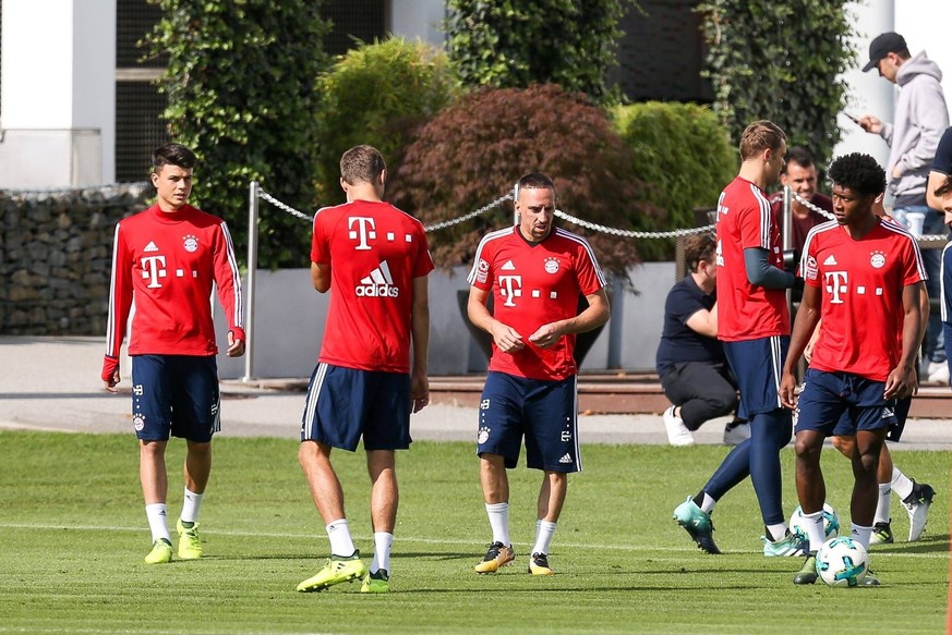 Flavius Daniliuc (tout à gauche) s'est entraîné avec des superstars comme Ribéry, Neuer et Alaba au Bayern Munich.