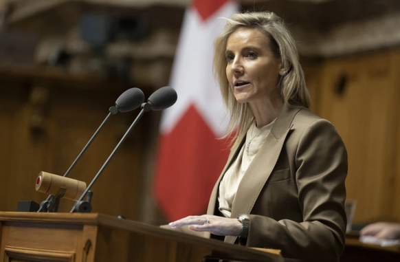 L’annonce d’un dépôt de plainte pénale de l&#039;Université de Genève contre inconnus s&#039;ajoute à la plainte déjà déposée, de son côté, par Céline Amaudruz.