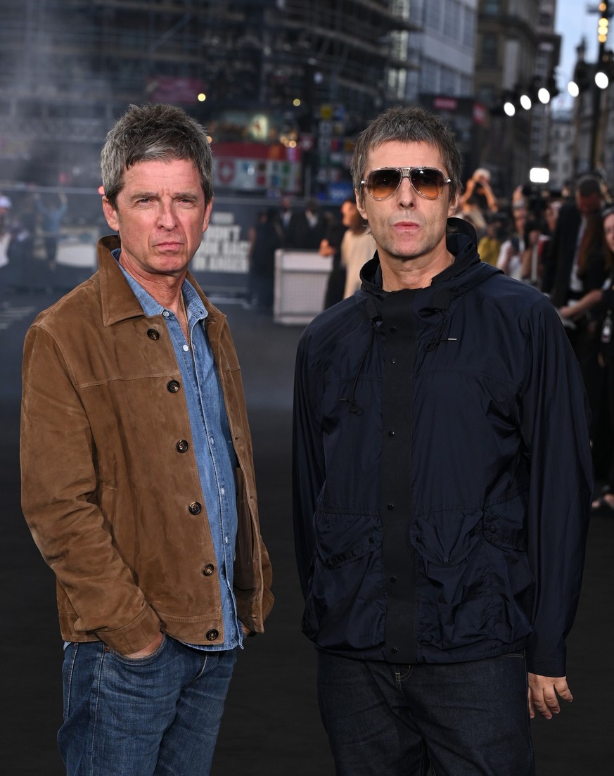 ΛΟΝΔΙΝΟ, ΑΓΓΛΙΑ - 07 ΣΕΠΤΕΜΒΡΙΟΥ: Ο Noel Gallagher και ο Liam Gallagher παρευρίσκονται στη βρετανική πρεμιέρα της ταινίας «Oasis: Don't Look Back In Anger» στο Cineworld Leicester Square στις 7 Σεπτεμβρίου 2026 στο Λον ...