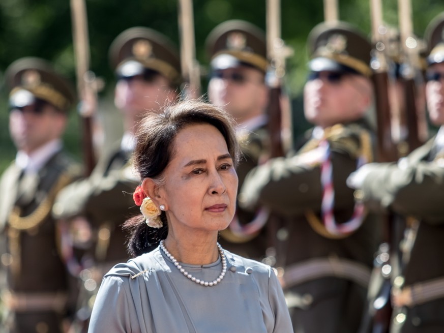 Aung San Suu Kyi est assign