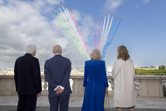 epa12017858 A handout picture made available by the Quirinal Presidential Palace (Palazzo del Quirinale) Press Office shows Britain&#039;s King Charles III (2-L), Britain&#039;s Queen Camilla (2-R), I ...