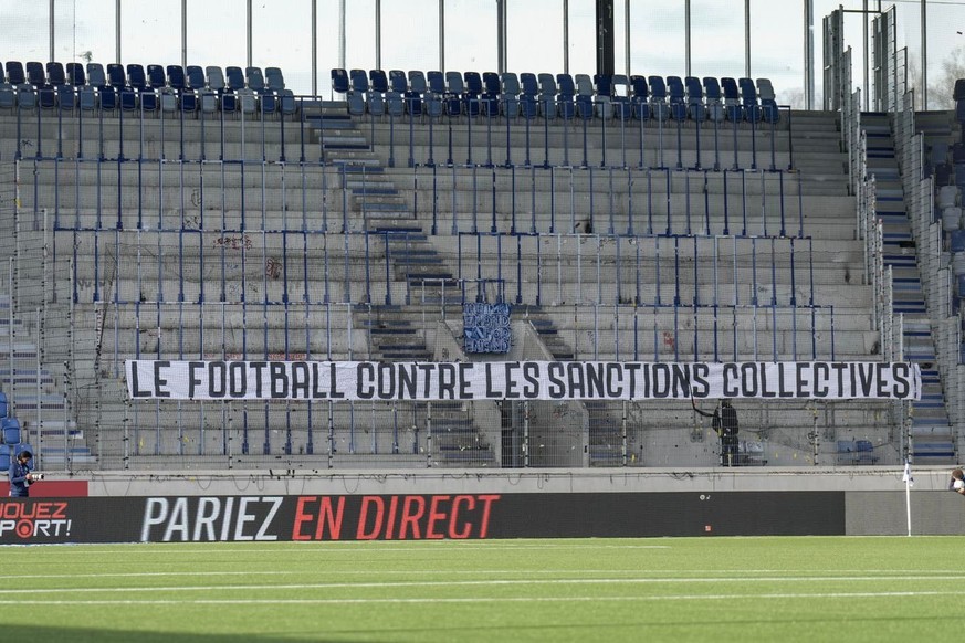 Le secteur visiteurs est resté vide en première mi-temps, dimanche à Lausanne.