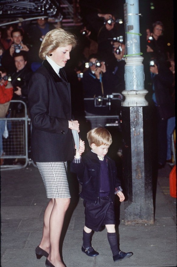 LONDON, UNITED KINGDOM - DECEMBER 13: Princess Diana &amp; Prince Henry (harry) At The Palace Theatre To Watch His Brother&#039;s Christmas Play. (Photo by Tim Graham Photo Library via Getty Images)