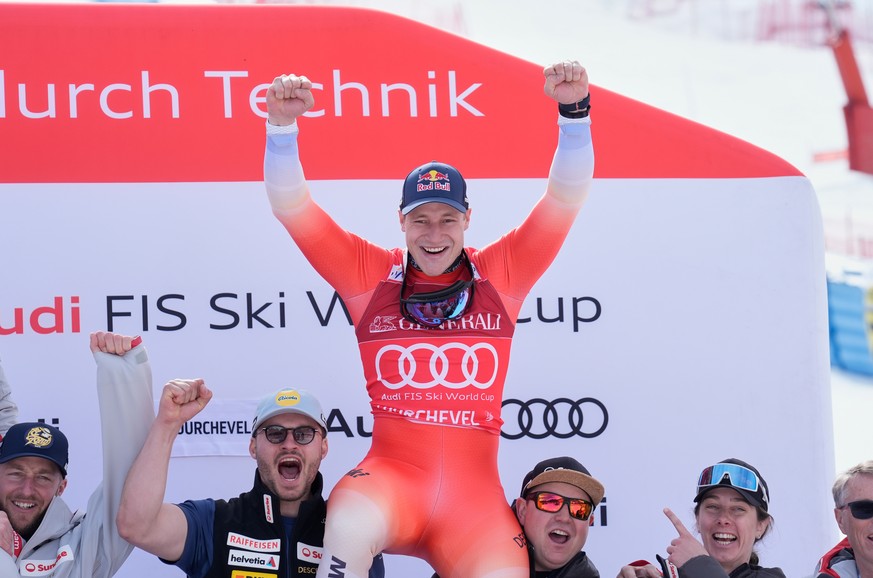 Marco Odermatt explose (presque) tous les compteurs