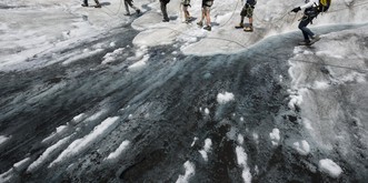 «La montagne devient plus dangereuse»: des alpinistes racontent