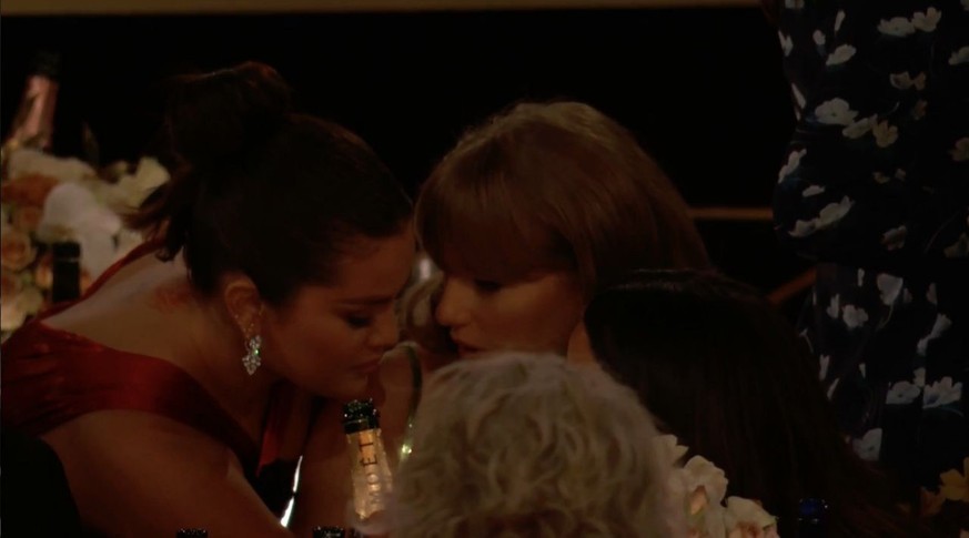 Selena Gomez et Taylor Swift au Golden Globes 2024