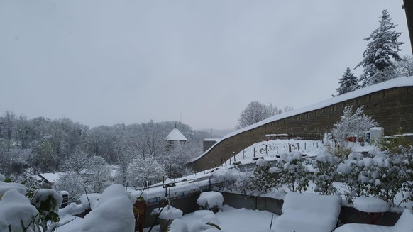 Record de neige à Fribourg ce 2 avril 2022.
