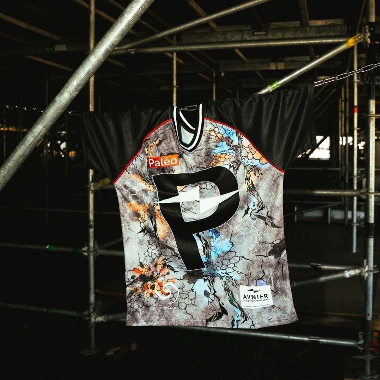 Le maillot Paléo x AVNIER
