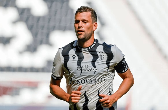 Fabian Frei a porté pour la dernière fois le maillot du FC Bâle contre le SC Freiburg en amical.