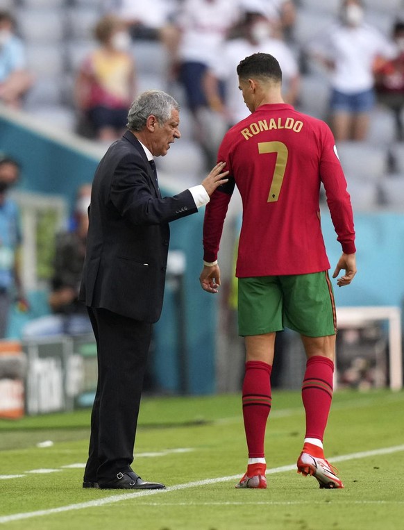 Fernando Santos et la difficile gestion de Cristiano Ronaldo.