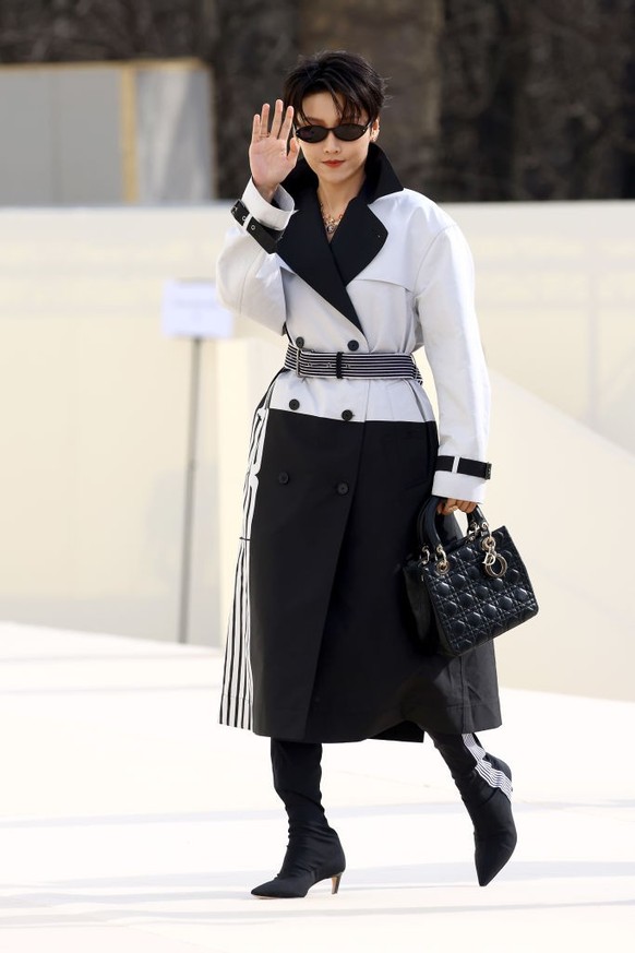 Xin Liu au défilé Dior le 4 mars 2025
