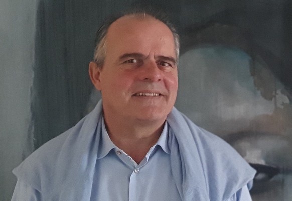 Le reporter de CH Media Kurt Pelda et le président du PLR Thierry Burkart ont accompagné une équipe de la Fédération suisse de déminage (FSD) en Irak pour une démonstration de déminage.
