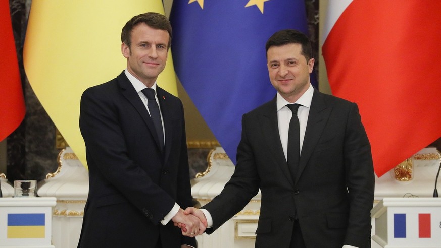 Macron Zelensky armes UE guerre Ukraine Russie France
