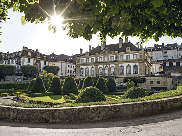 Rien à envier à Versailles, quoi.