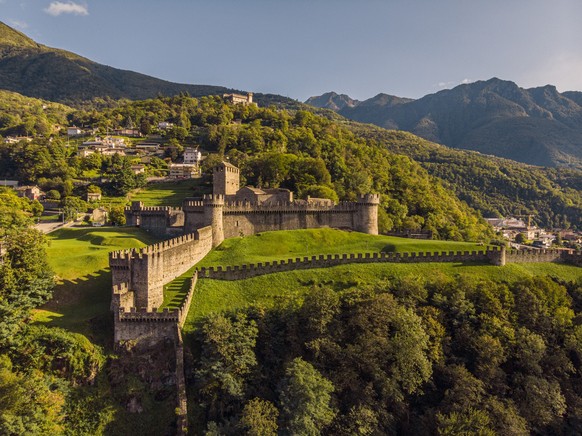 Bellinzona- Castello di Montebello - Copyright Redesign