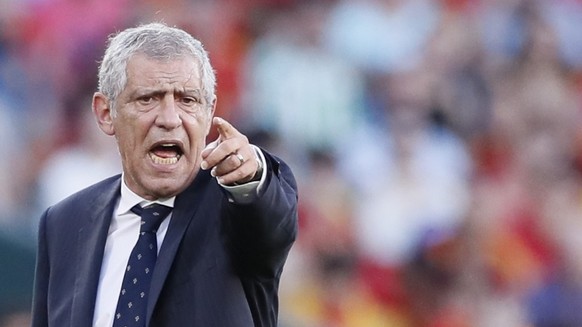 epa09992569 Portugal&#039;s head coach Fernando Santos reacts during the UEFA Nations League soccer match between Spain and Portugal at Benito Villamarin stadium in Seville, Andalusia, Spain, 02 June  ...