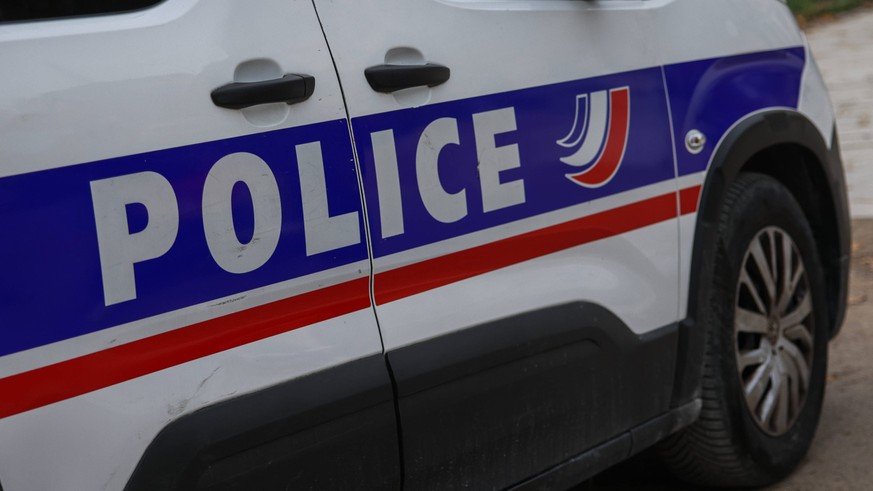 Daily Life In Paris, France Police car in Paris, France on November 12th, 2025. Paris France PUBLICATIONxNOTxINxFRA Copyright: xBeataxZawrzelx originalFilename: zawrzel-dailylif251112_npppJ.jpg