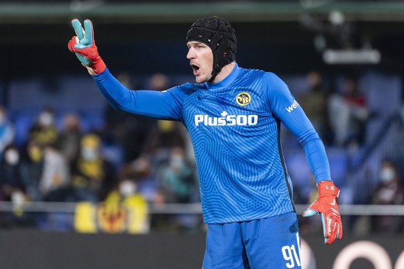 Young Boys&#039; goalkeeper Guillaume Faivre gestures during the UEFA Champions League group F soccer match between Villarreal CF of Spain and BSC Young Boys Bern of Switzerland, at La Ceramica stadiu ...