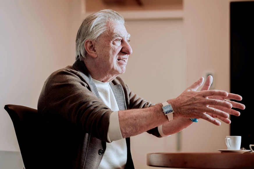 Nick Hayek se prononce contre l&#039;accord prévu entre la Suisse et l&#039;UE.