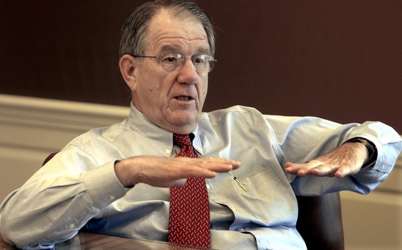 President and Chief Executive Officer Harry Stonecipher makes a point during an interview at the company&#039;s Chicago headquarters on Friday, July 9, 2004. Boeing Co. on Monday, March 7, 2005, said  ...