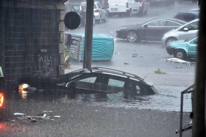 Des pluie meurtrières inondent Catane, en Sicile