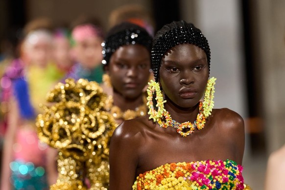 PARIS, FRANCE - JANUARY 30: (EDITORIAL USE ONLY - For Non-Editorial use please seek approval from Fashion House) A model walks the runway during the Germanier Haute Couture Spring-Summer 2025 show as  ...