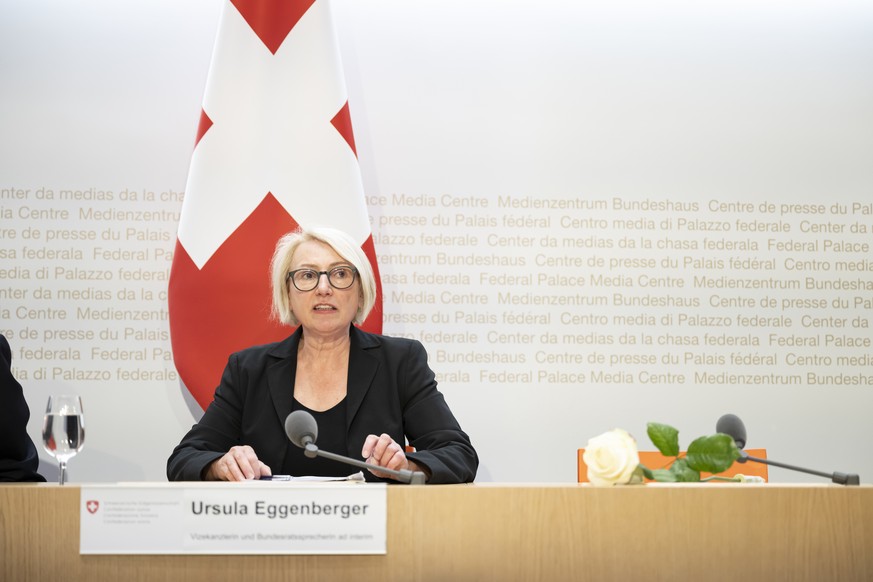 Ursula Eggenberger, Vizekanzlerin und Bundesratssprecherin ad interim, spricht waehrend einer Medienkonferenz ueber die Botschaft zur Finanzierung des Betriebs und Substanzerhalts der Bahninfrastruktu ...