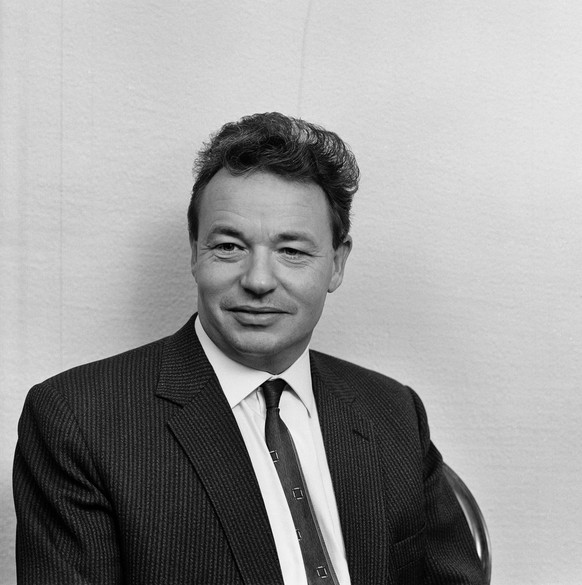 Francesco Kneschaurek, professeur d'économie et de sciences sociales à la HSG.