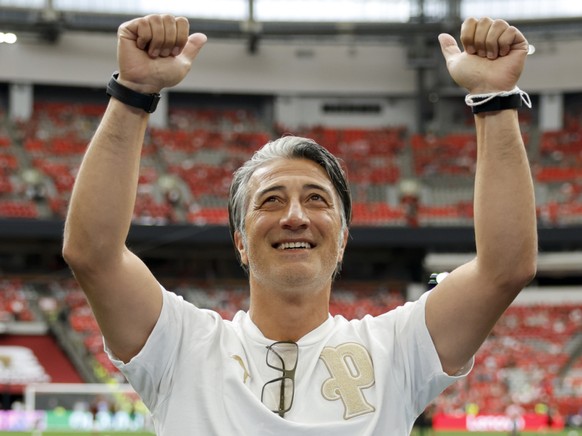 Murat Yakin peut avoir le sourire: la Suisse a atteint son premier objectif du Mondial en terminant en tête du groupe B.
