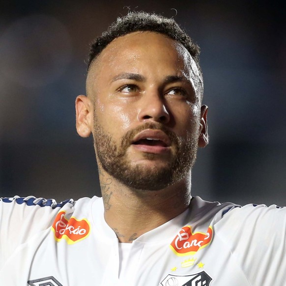 Neymar a fait son retour sur les terrains samedi avec Santos