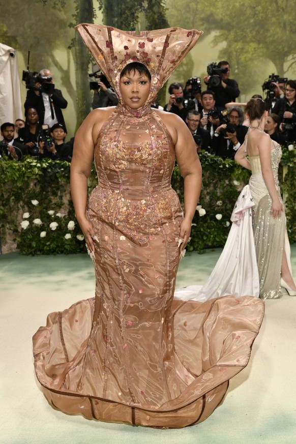 Lizzo attends The Metropolitan Museum of Art&#039;s Costume Institute benefit gala celebrating the opening of the &quot;Sleeping Beauties: Reawakening Fashion&quot; exhibition on Monday, May 6, 2024,  ...