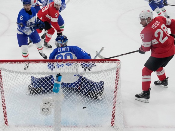 Le tir de Roman Josi a permis à la Suisse de mener 2-0