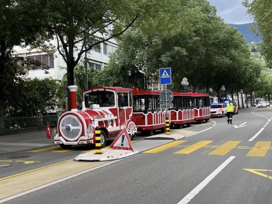 Le P’tit Sédunois descendait l’avenue de la Gare lorsque le véhicule a percuté une Valaisanne de 77 ans.