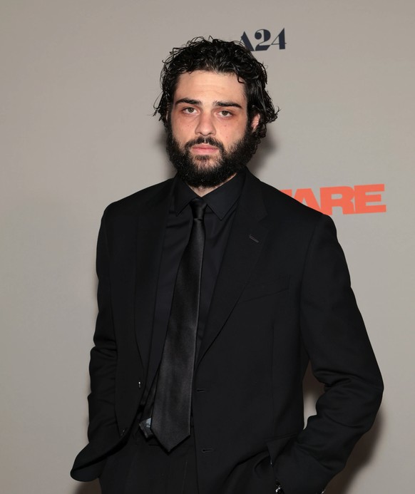 Noah Centineo à la première de Warfare.