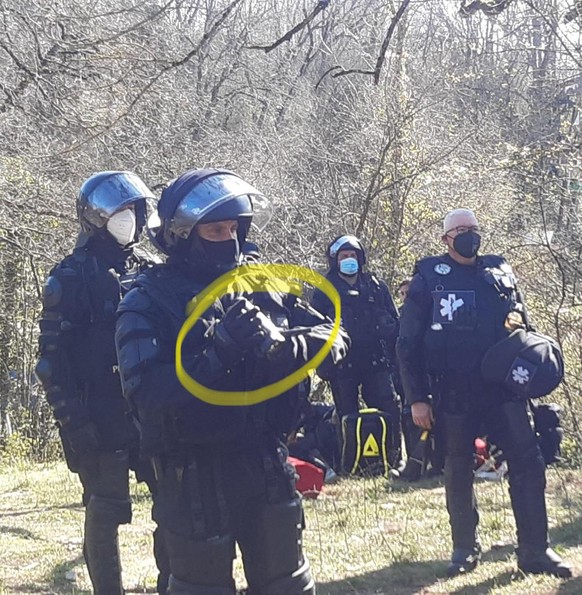 policier ZAD caméra mormont vaud