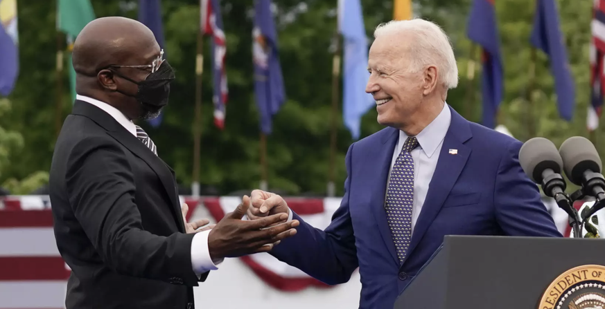 Raphael Warnock Géorgie élections de mi-mandat Etats-Unis Sénat Joe Biden victoire démocrates