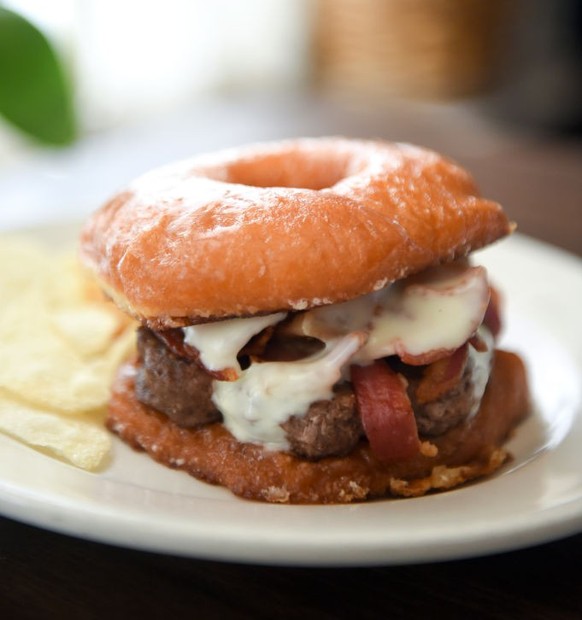 Portrait of a Deitsch Eck &#039;Luther&#039; burger in the restaurant in preparation for the Taste of Hamburg-er Festival. Photo by Lauren A. Little (Photo By Lauren A. Little/MediaNews Group/Reading  ...
