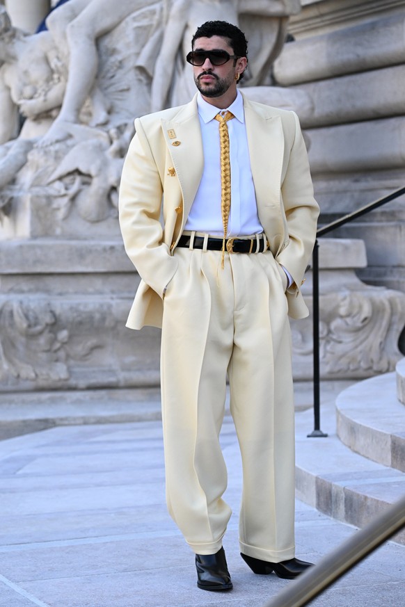 Bad Bunny arrives for the Schiaparelli Haute Couture Fall/Winter 2026-2027 Women's collection presented in Paris, Monday, July 6, 2026. (AP Photo/Emma Da Silva)
Bad Bunny